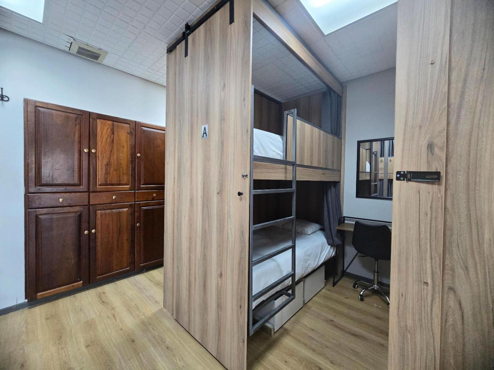 ג'ורג' Beds Inn חדר תמונה